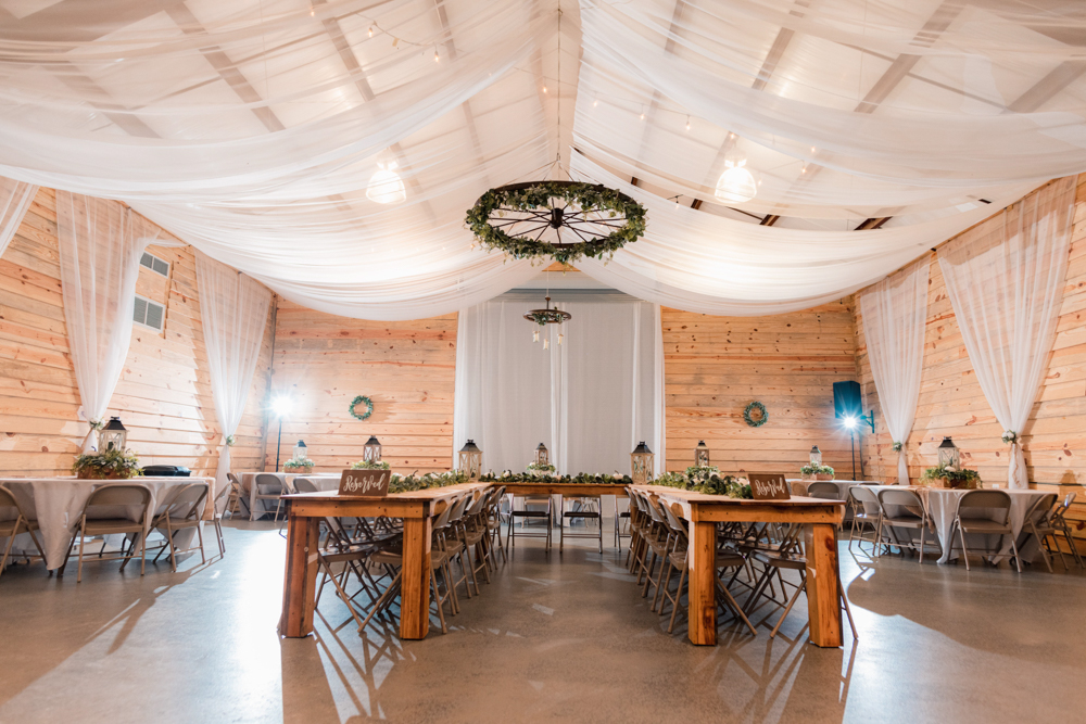 Warm and inviting ambiance at The Bennett Barn